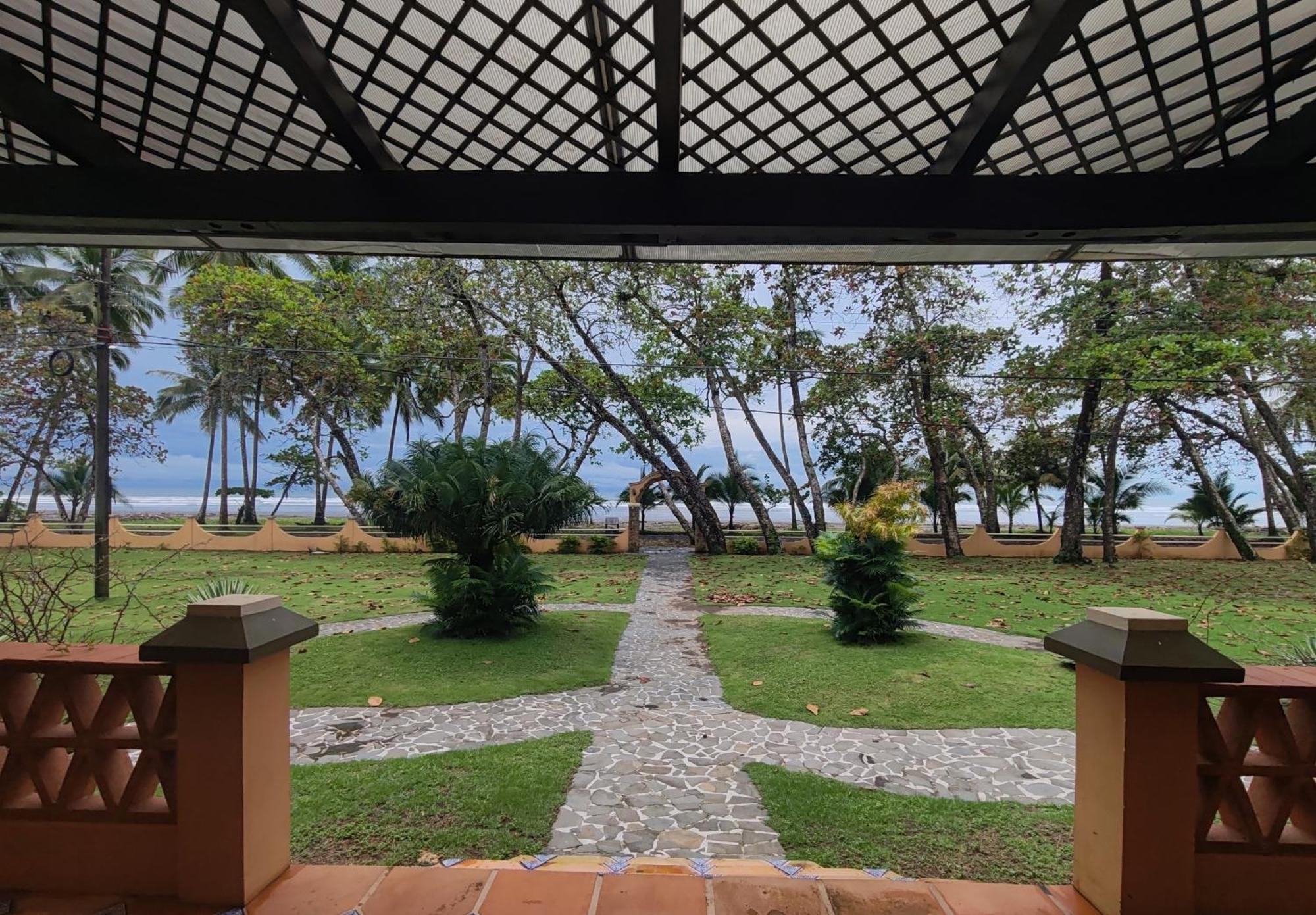 Marenaz Oceanfront Resort Esterillos Este Exteriér fotografie