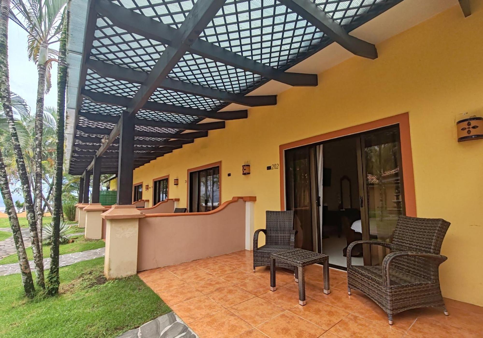 Marenaz Oceanfront Resort Esterillos Este Exteriér fotografie