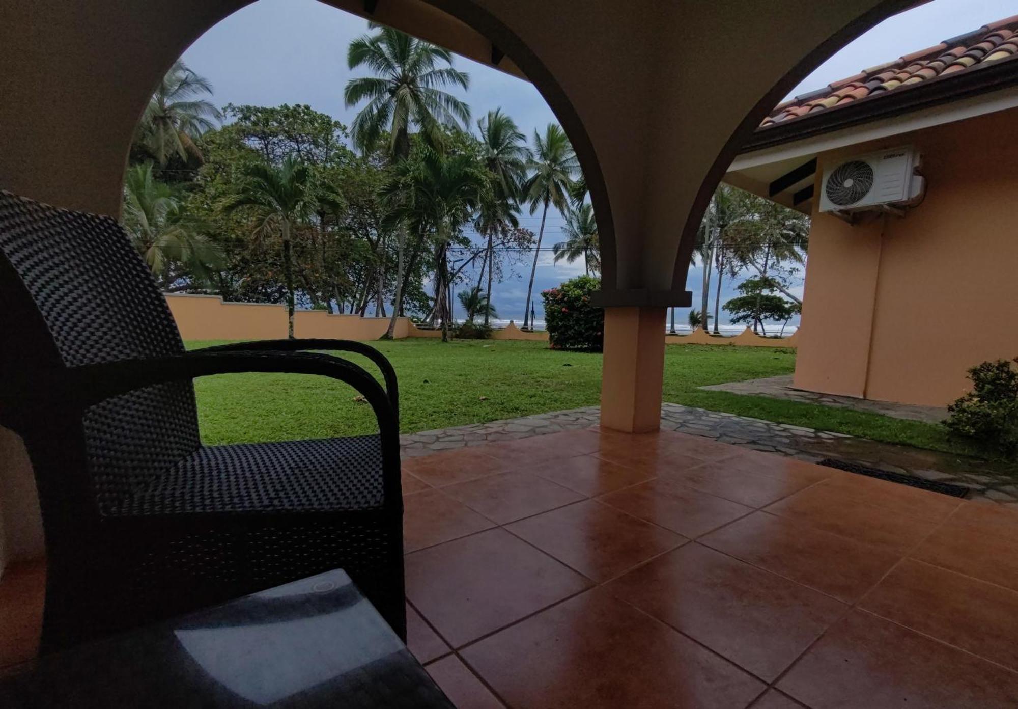 Marenaz Oceanfront Resort Esterillos Este Exteriér fotografie